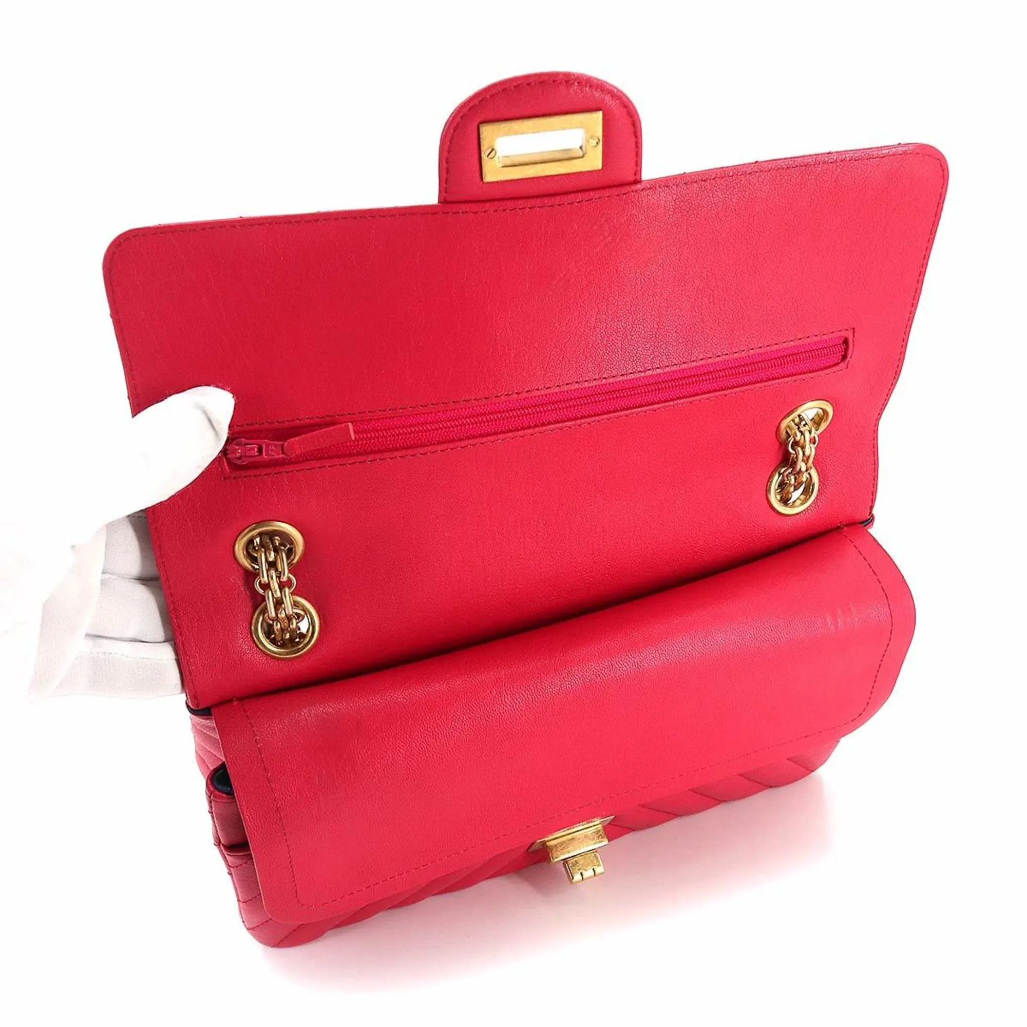 CHANEL 2.55 Chevron V stitch chain shoulder bag leather red A37586 gold metal fittings Bag