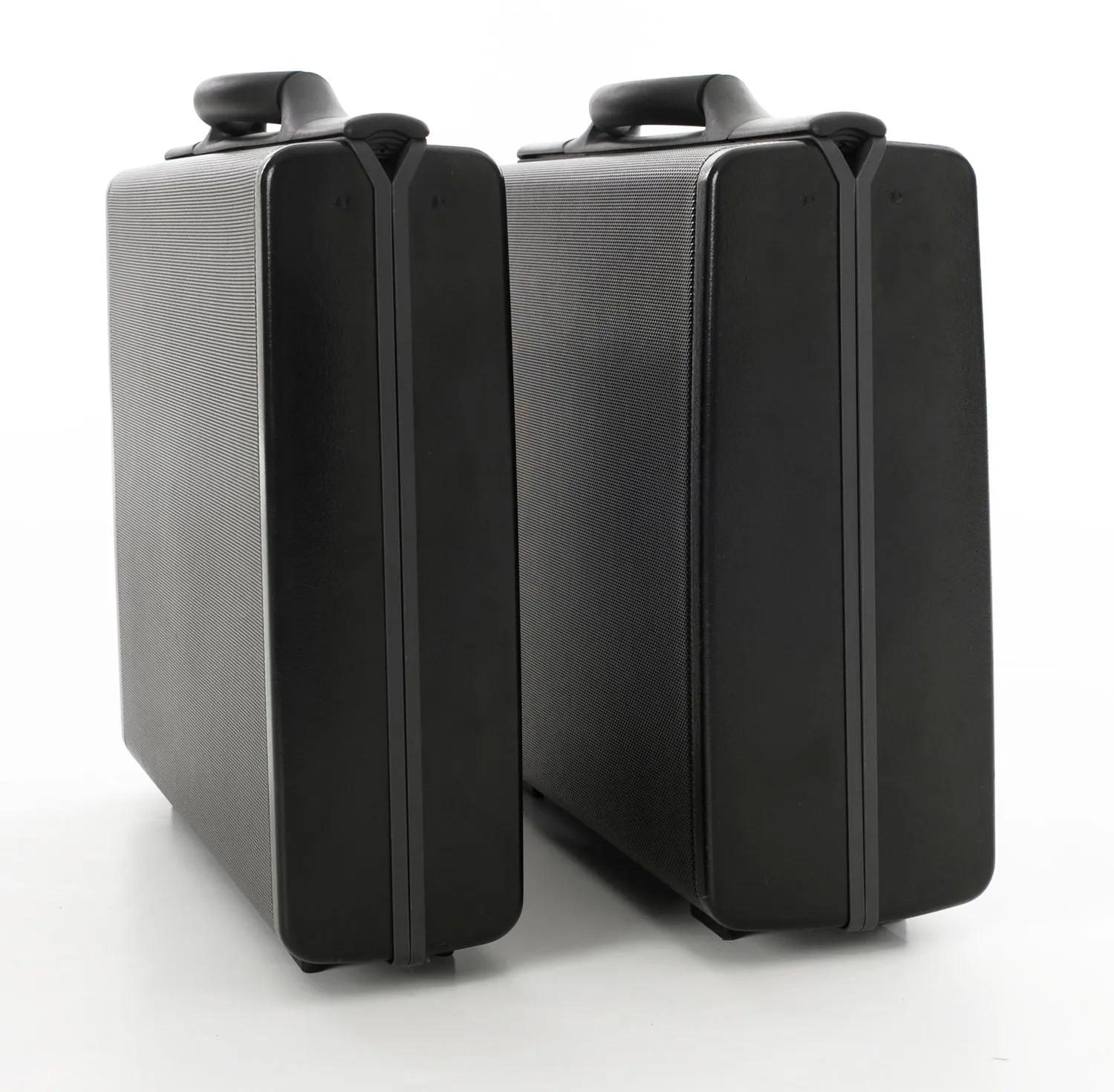Samsonite Focus III 4" Attaché