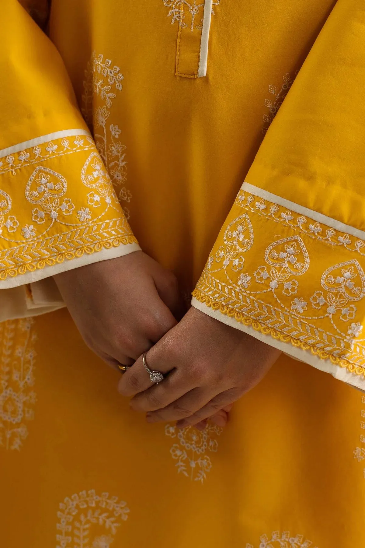 Zara Shahjahan - Coco - D4-A Diara