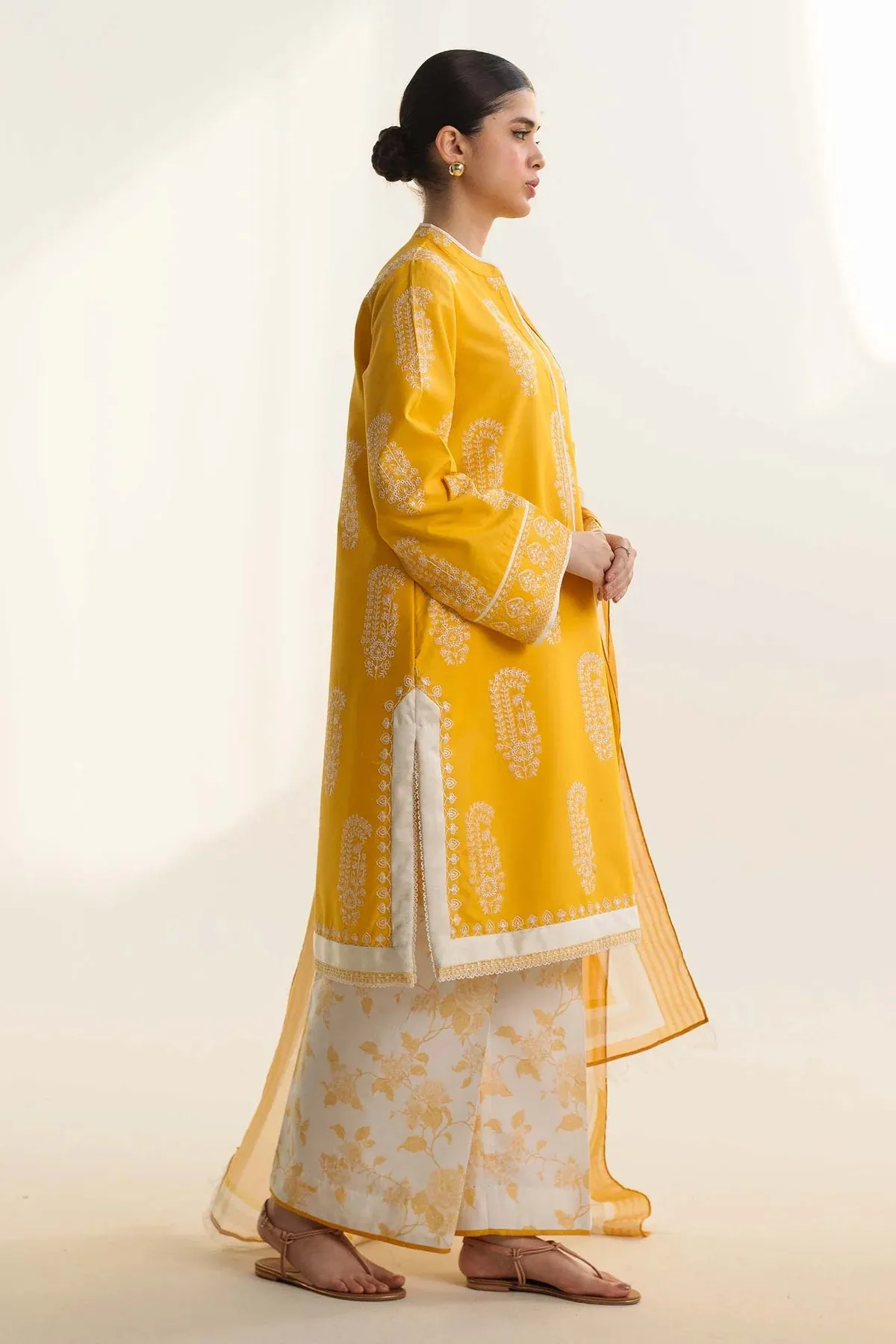 Zara Shahjahan - Coco - D4-A Diara